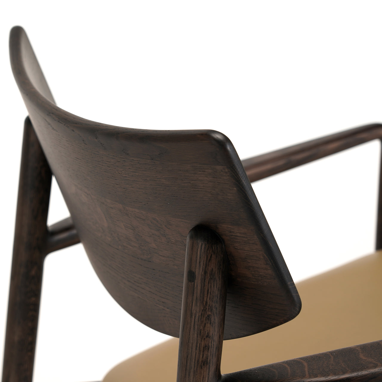 A-LC01 Lounge Chair