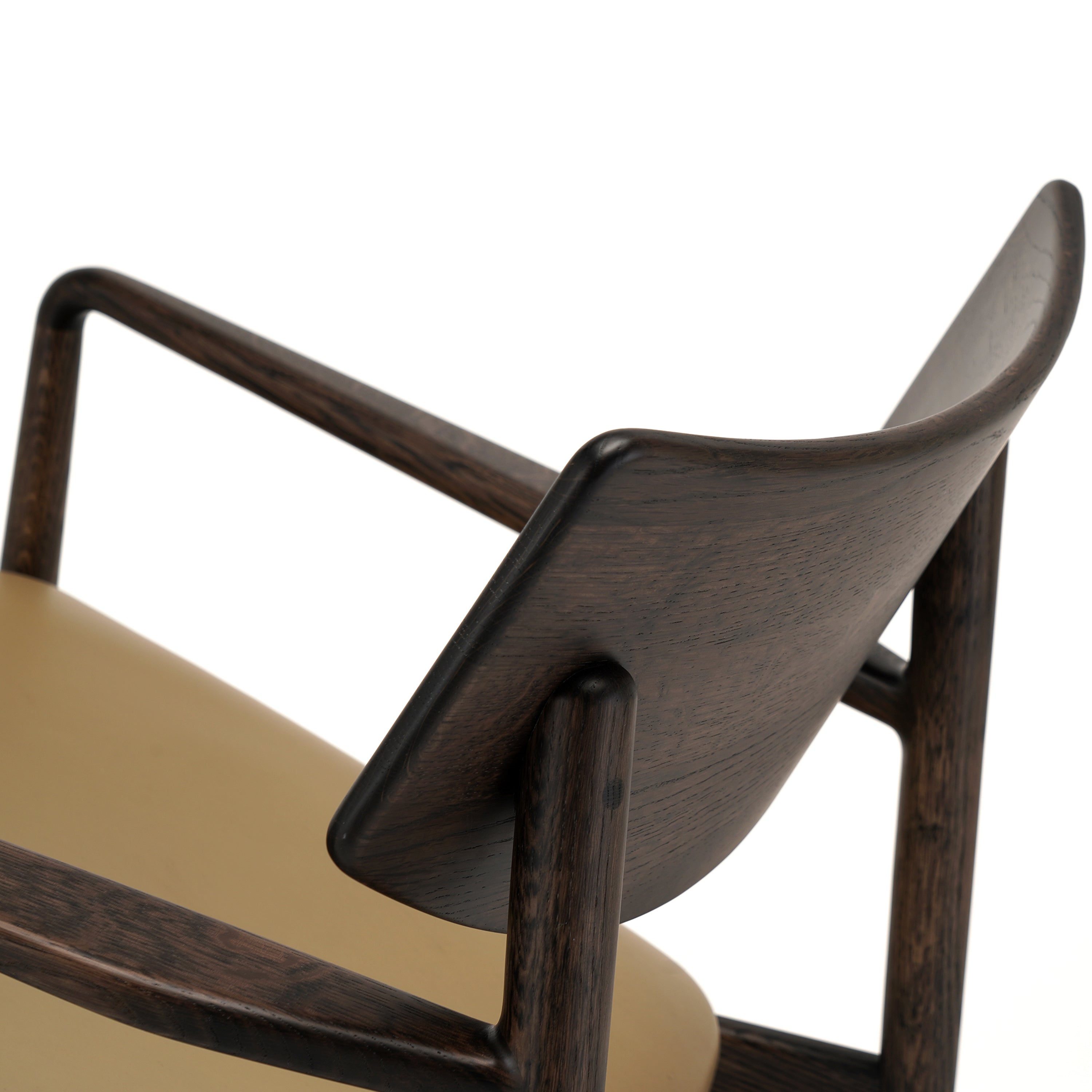 A-LC01 Lounge Chair