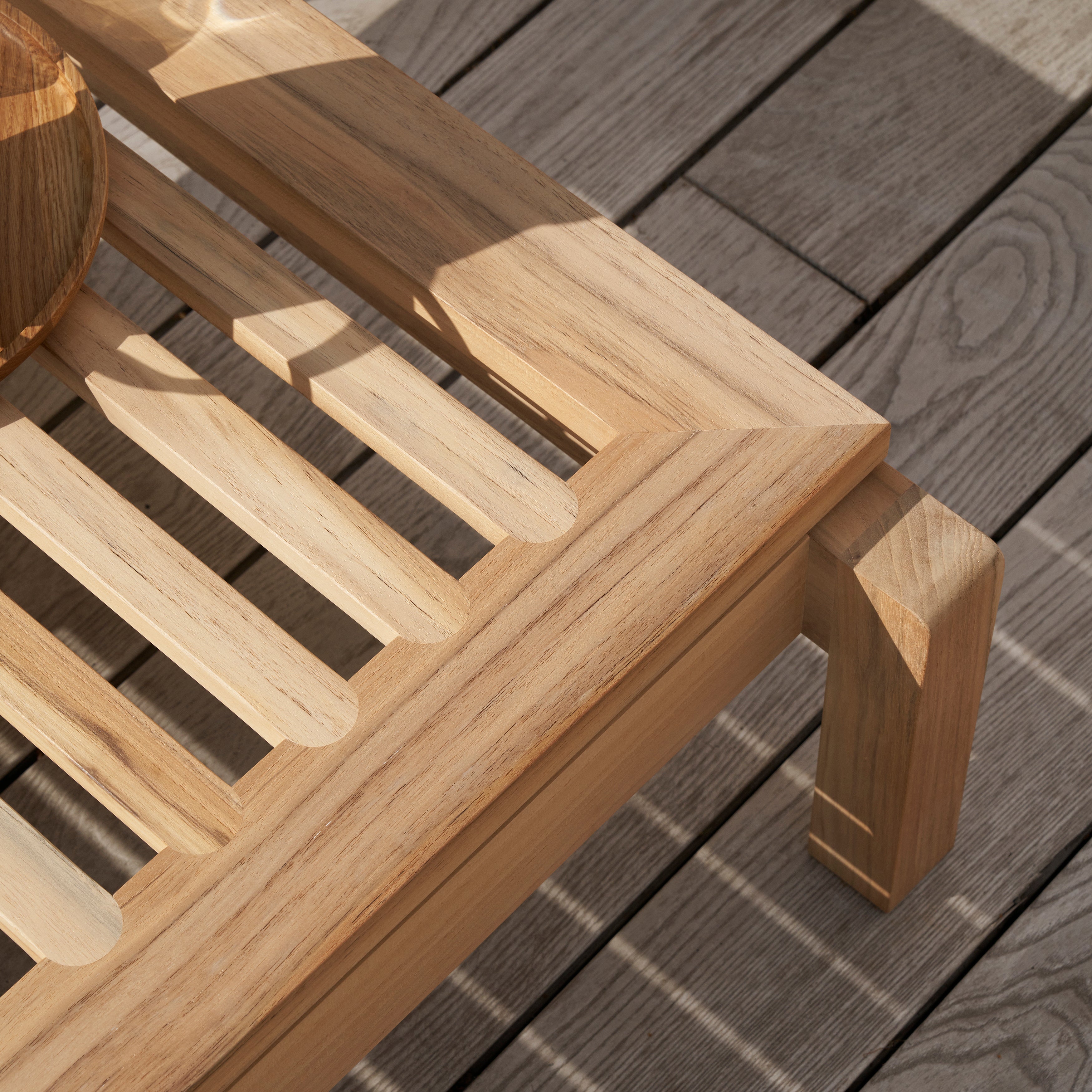 AH604 Outdoor Lounger