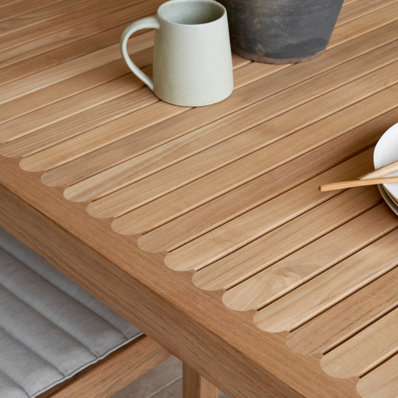 AH902 Outdoor Dining Table: Square