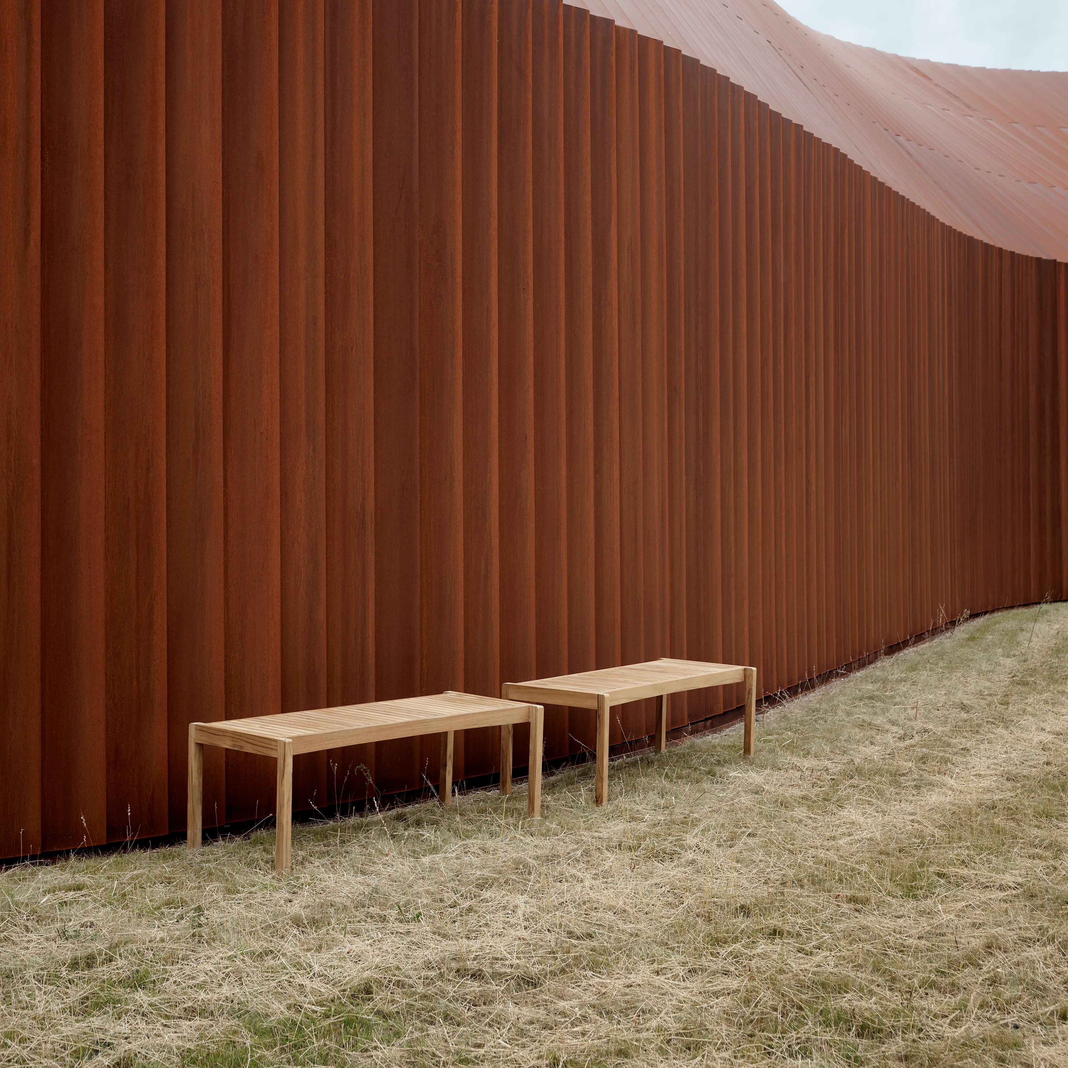 AH912 Outdoor Table Bench