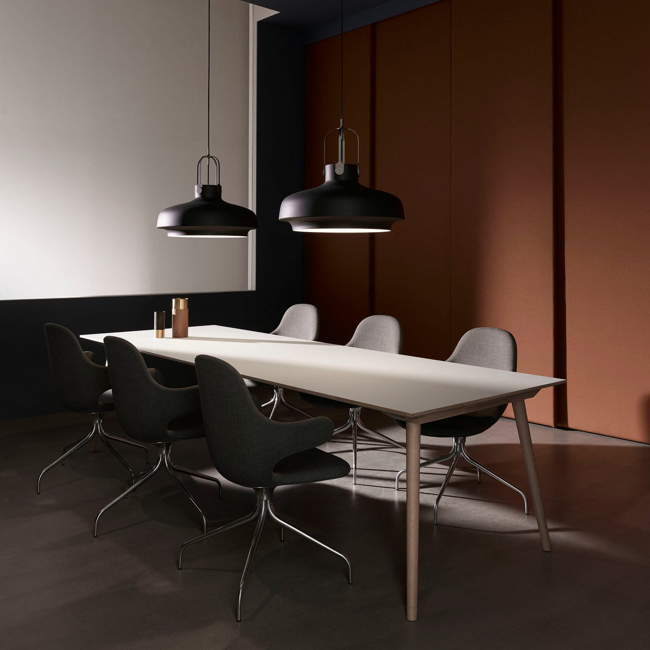 Catch Chair JH2 Swivel Base