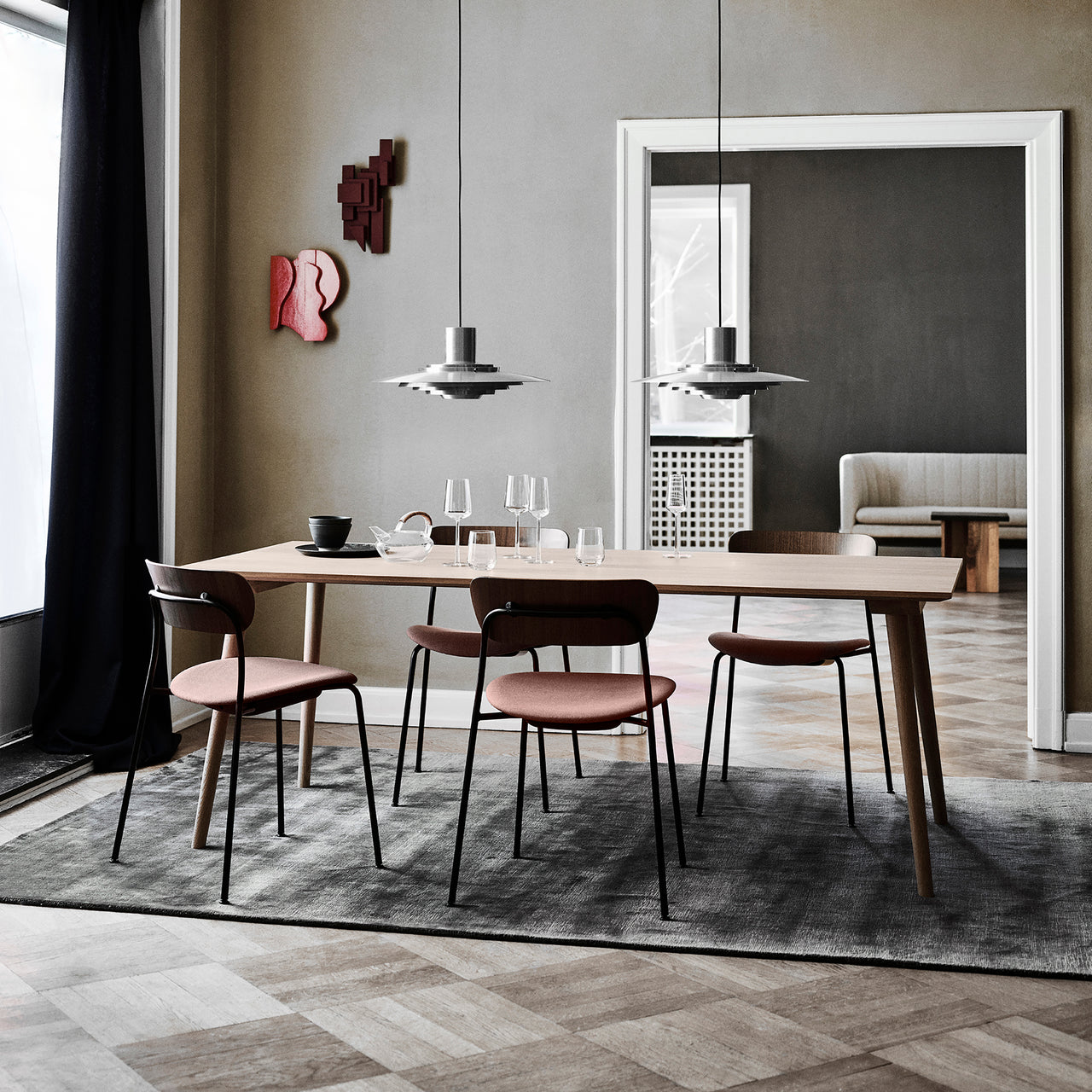 Pavilion Stacking Chair AV3: Seat Upholstered