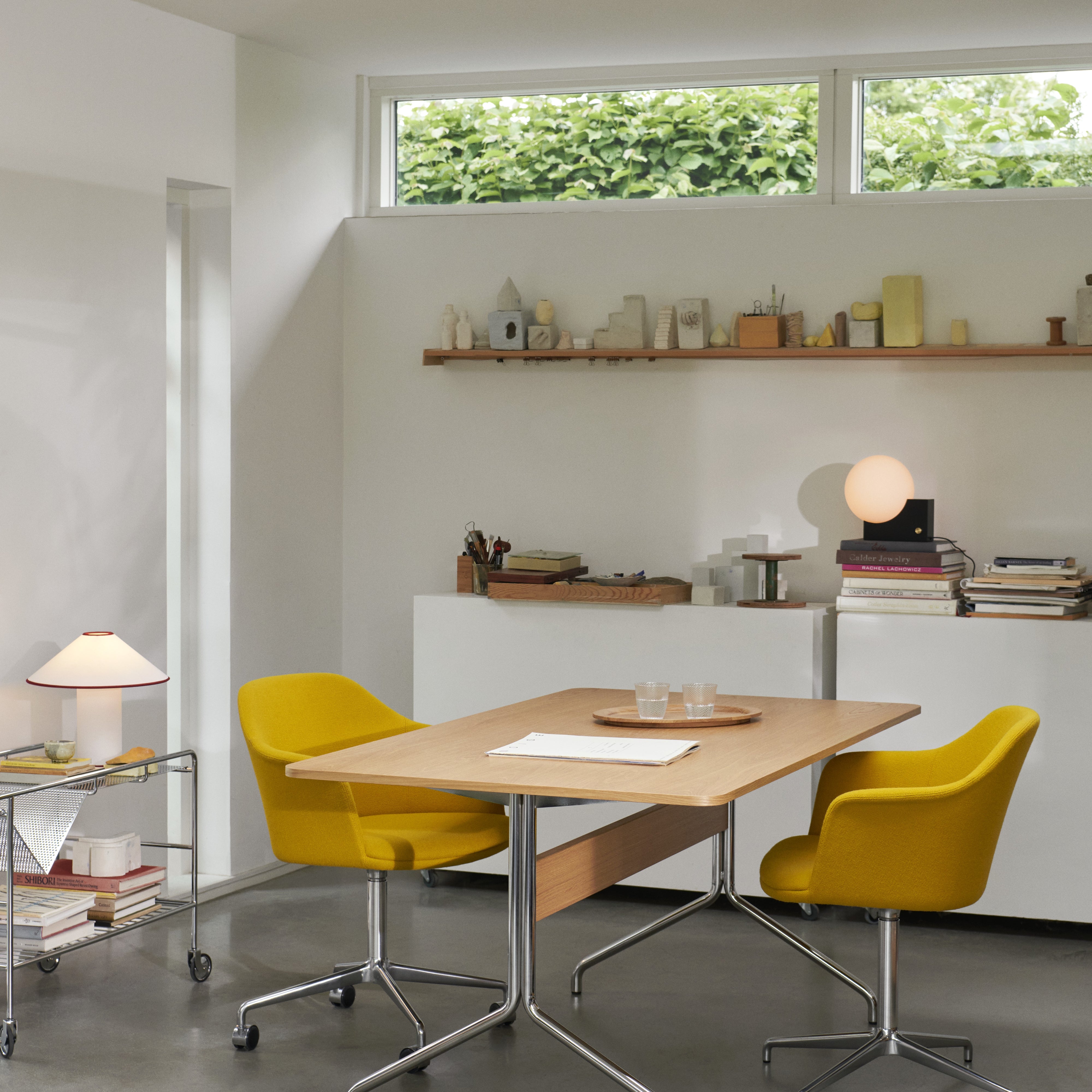 Pavilion Dining Table: AV18 + AV19 + AV24