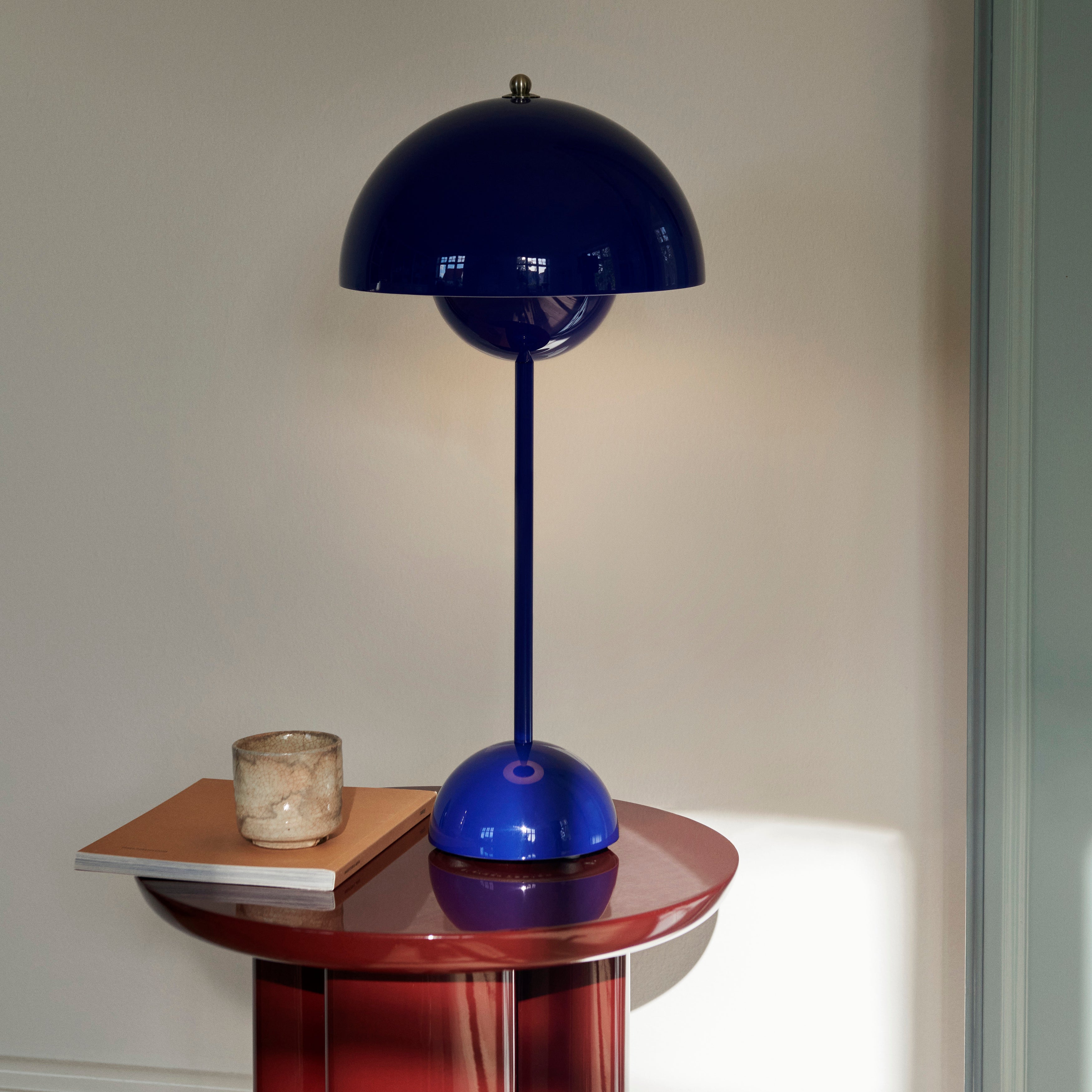 Flowerpot VP3 Table Lamp