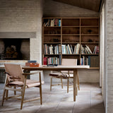 BM1106 Huntsman Chair
