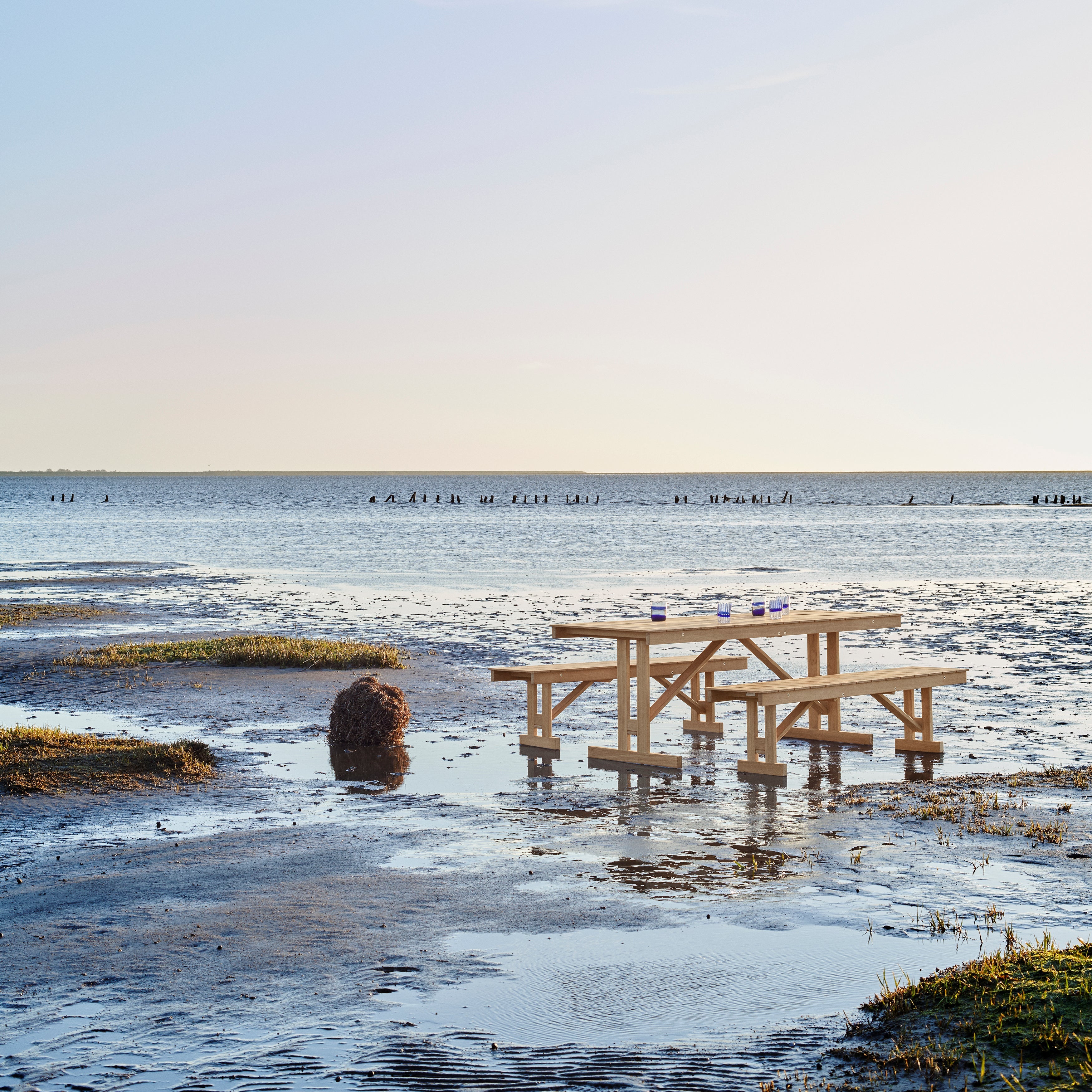 BM1871 Outdoor Bench