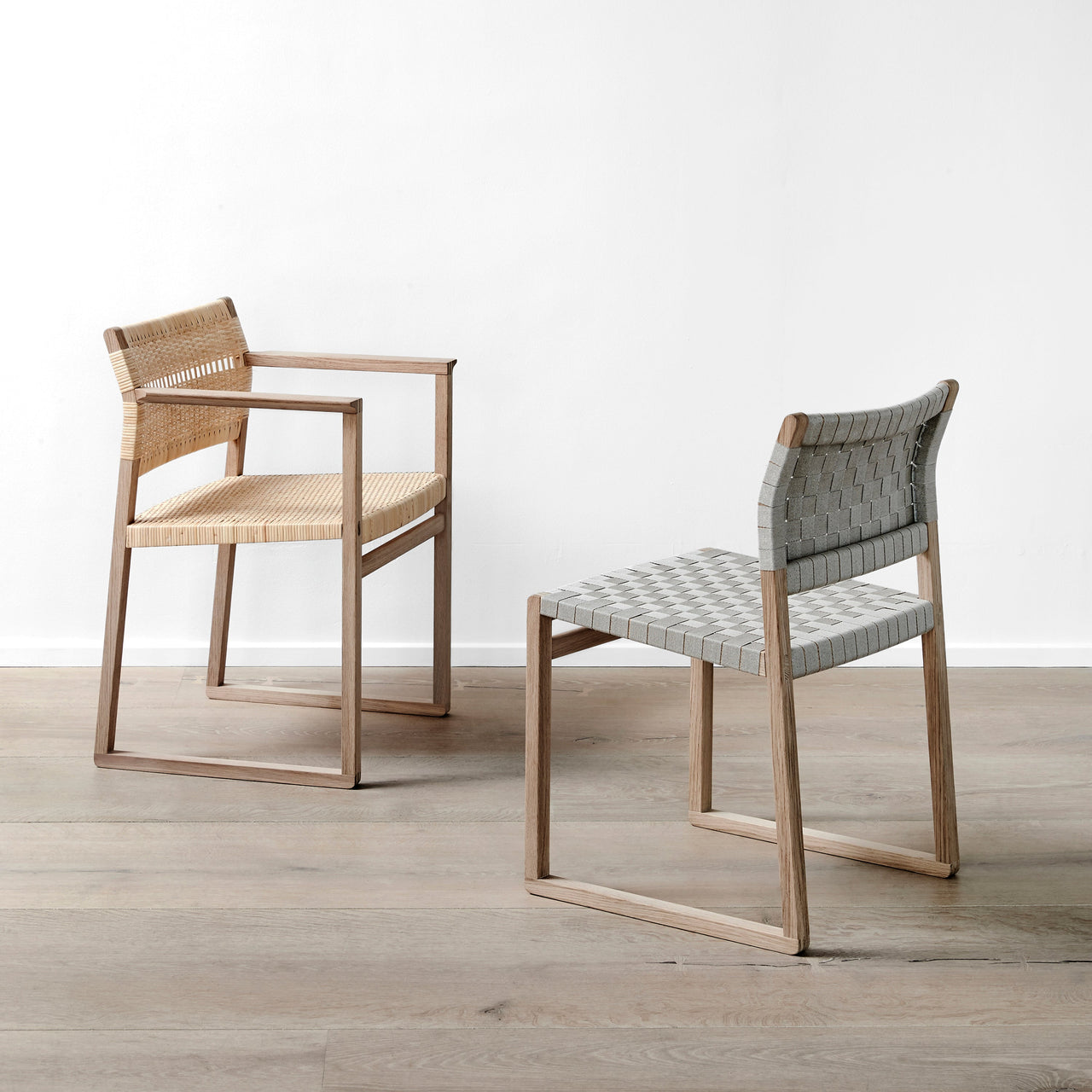 BM62 + BM61 Chair: Linen Webbing + LS