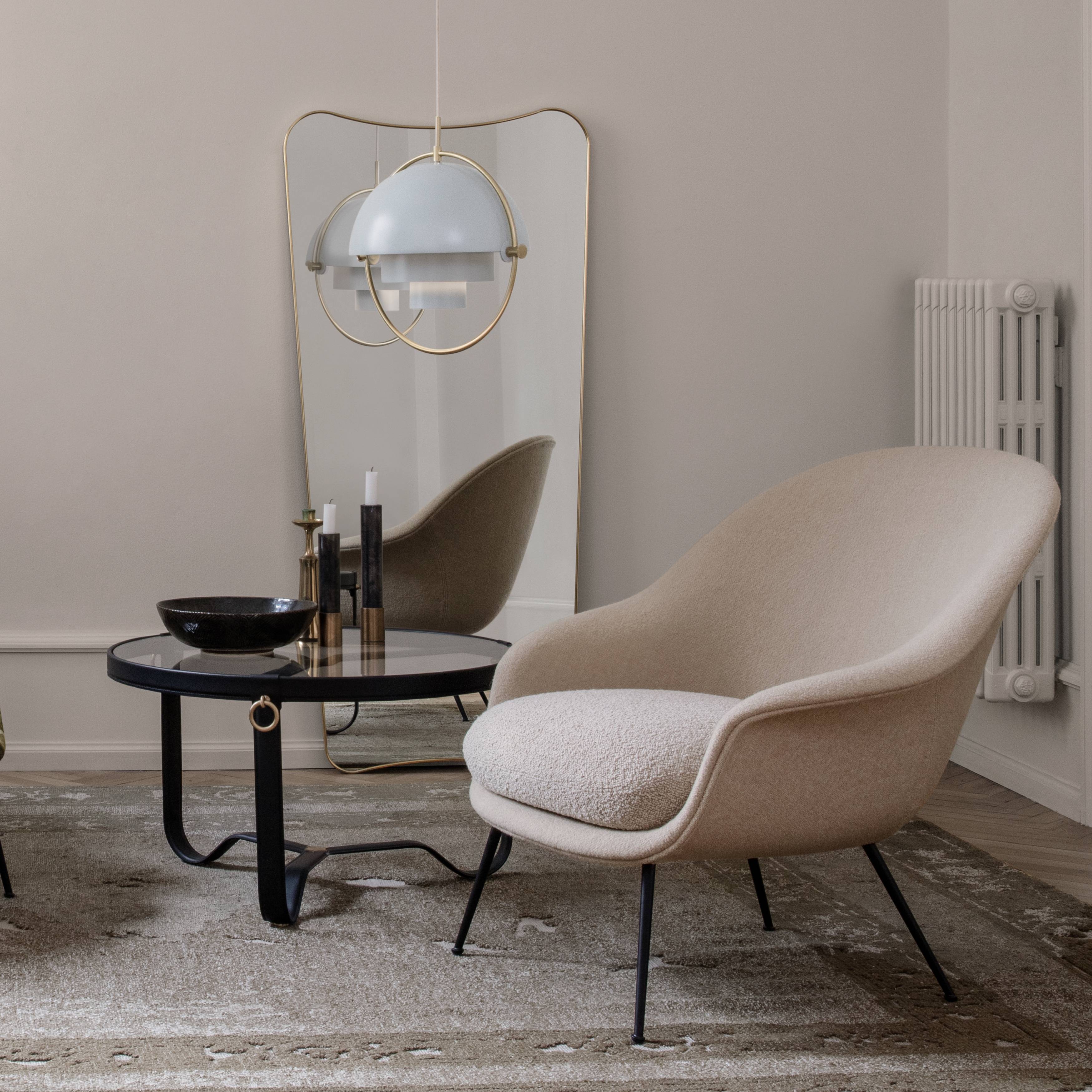 Bat Lounge Chair Low Back: Conic Base + LS