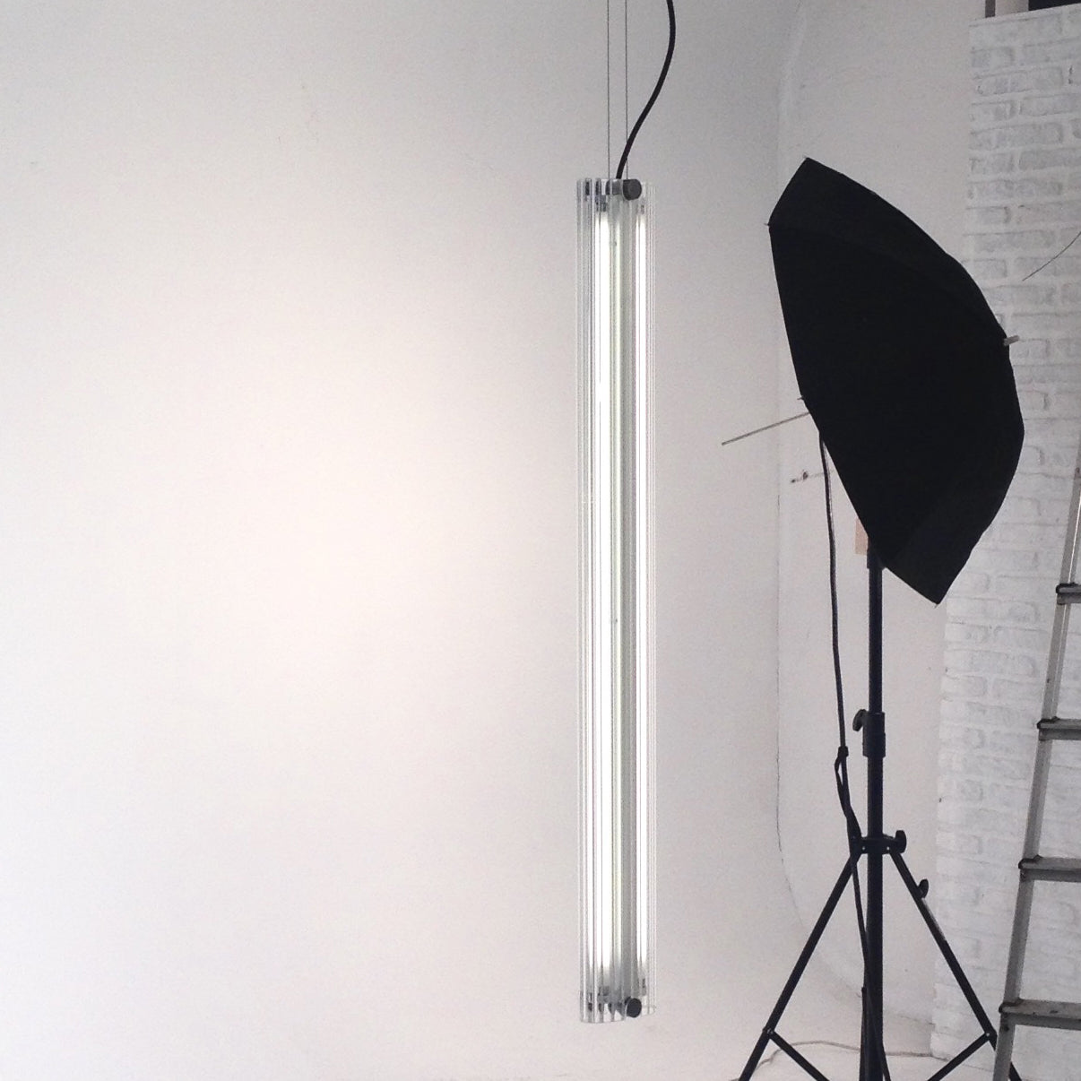 B15 V Hanging Lamp