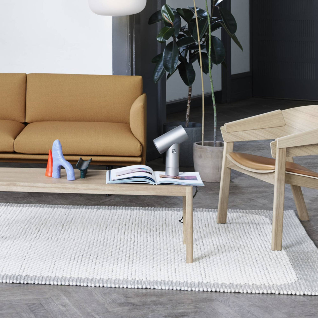 Beam Table Lamp: LS