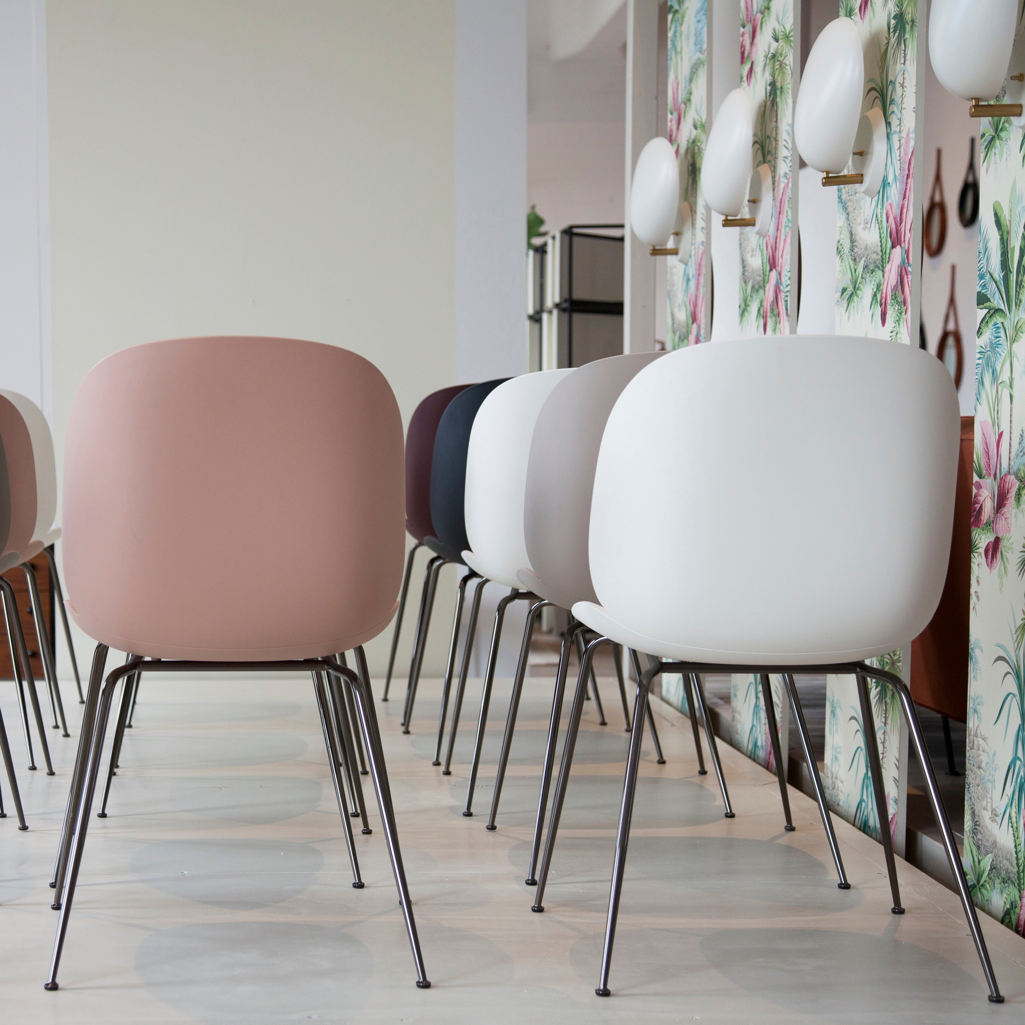 Beetle Dining Chair: Conic Base