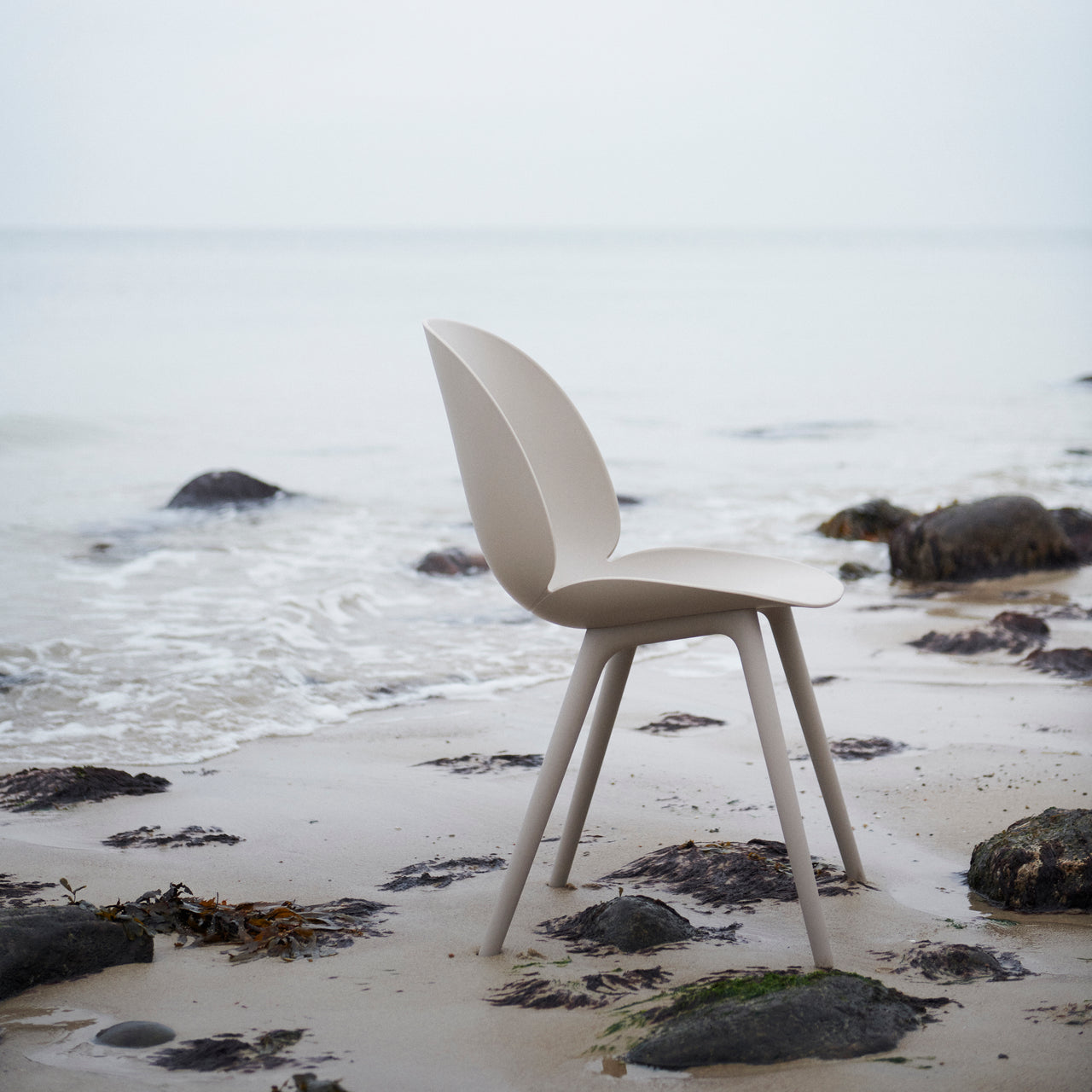 Beetle Outdoor Dining Chair: Plastic Base