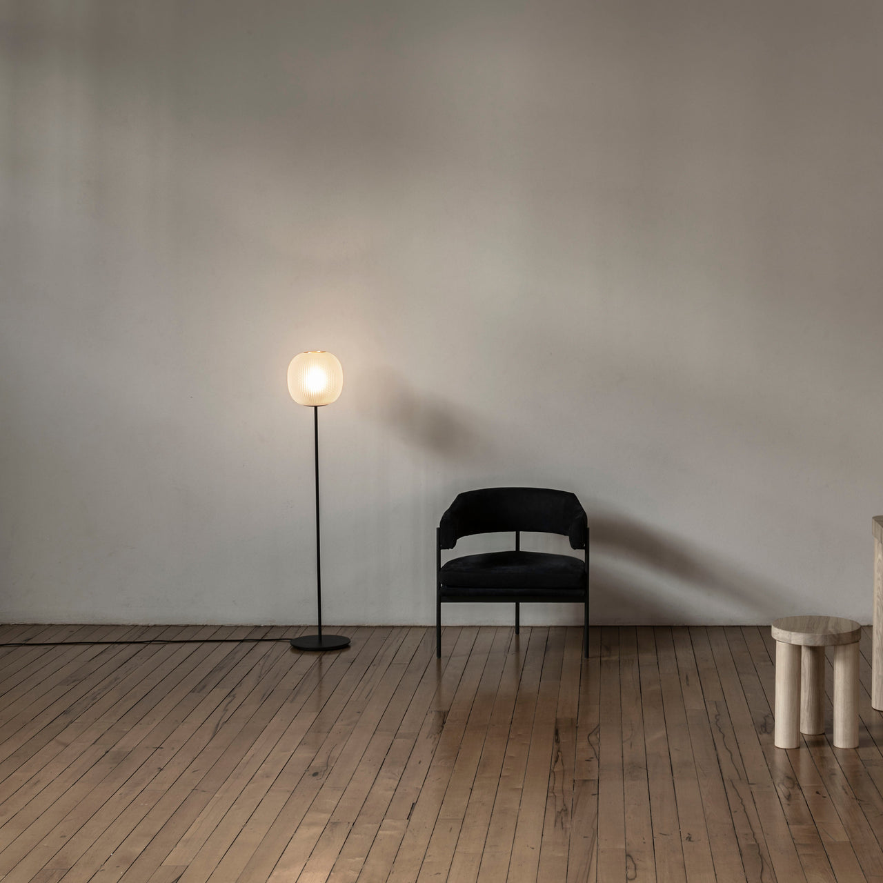 Bloom Floor Light: LS
