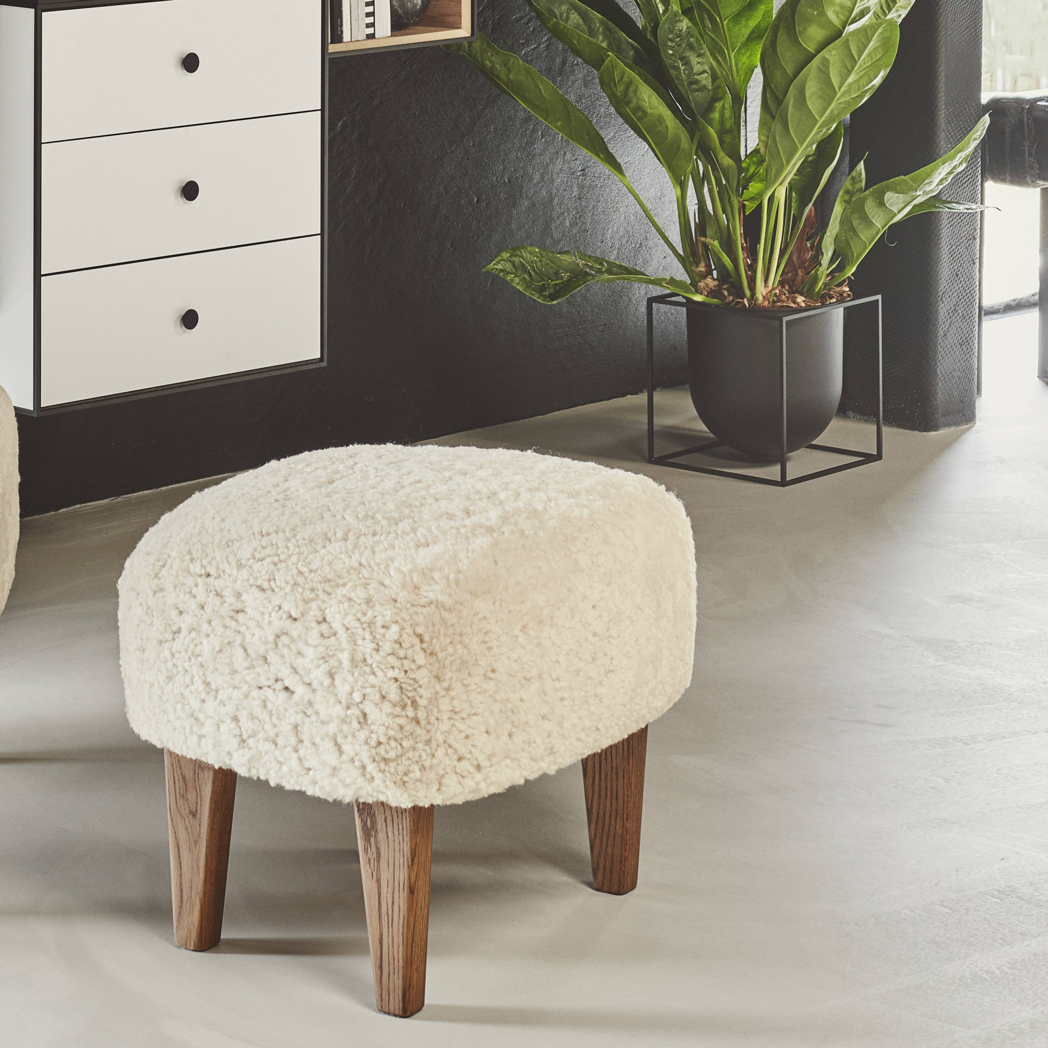 Ingeborg Footstool