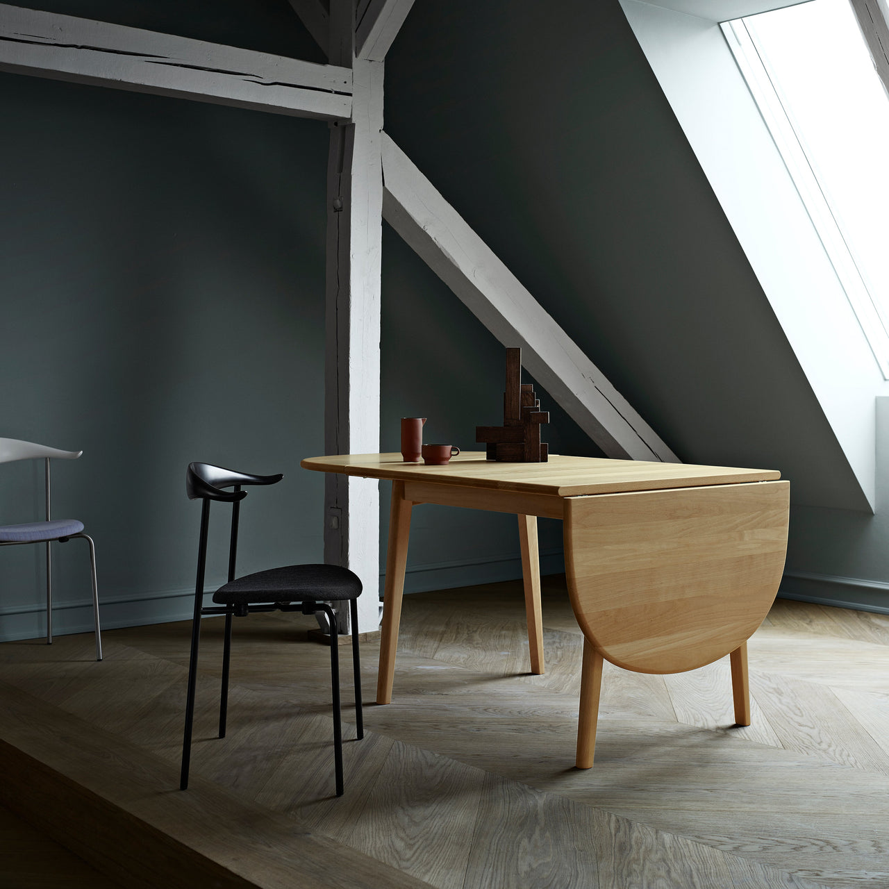 CH002 Dining Table