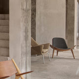 CH07 Shell Lounge Chair: Walnut