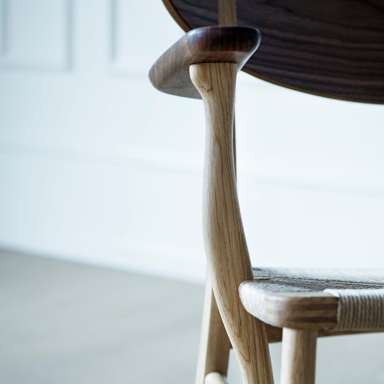 CH22 Lounge Chair