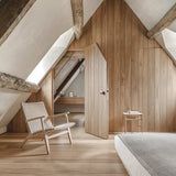 CH25 Lounge Chair