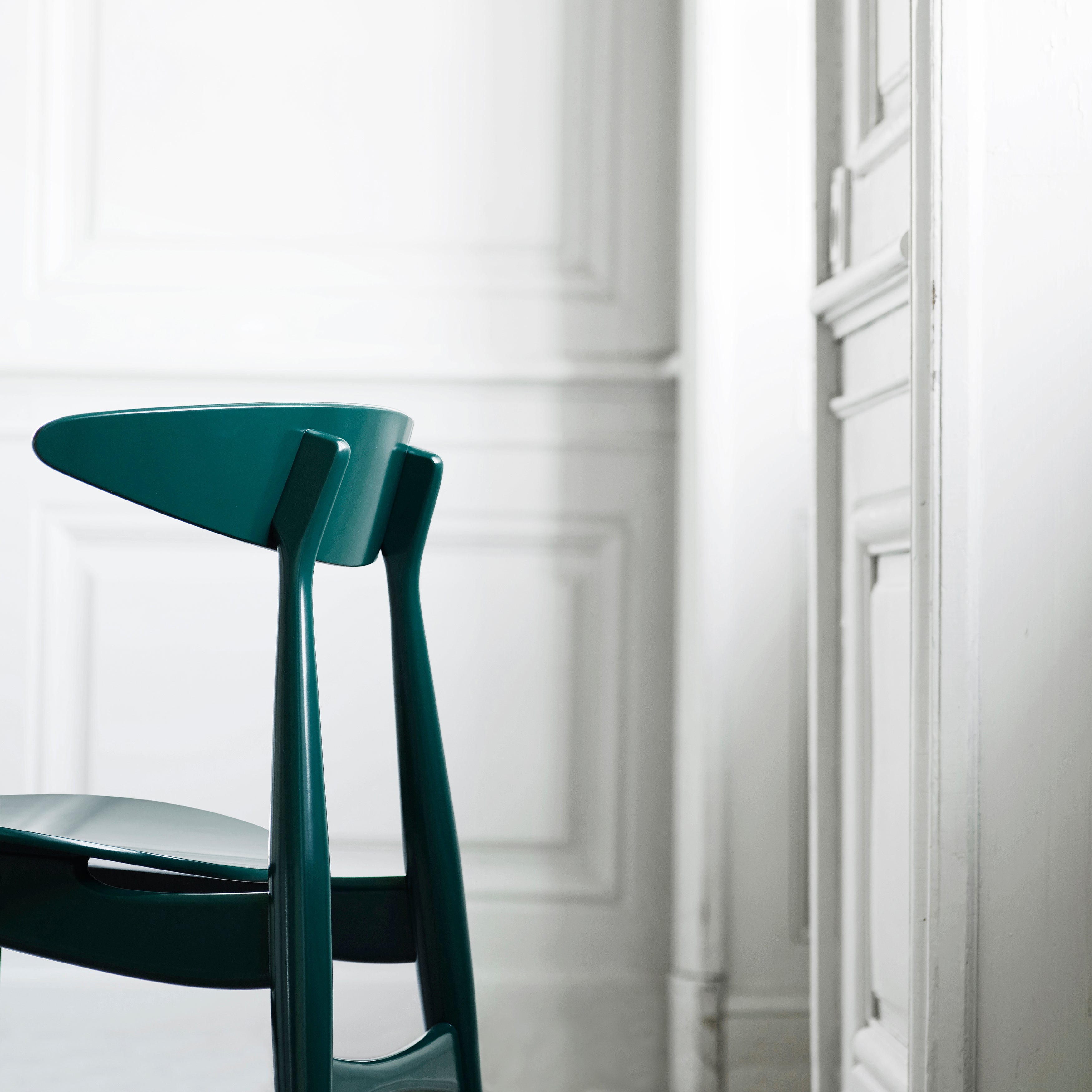 CH33T Chair
