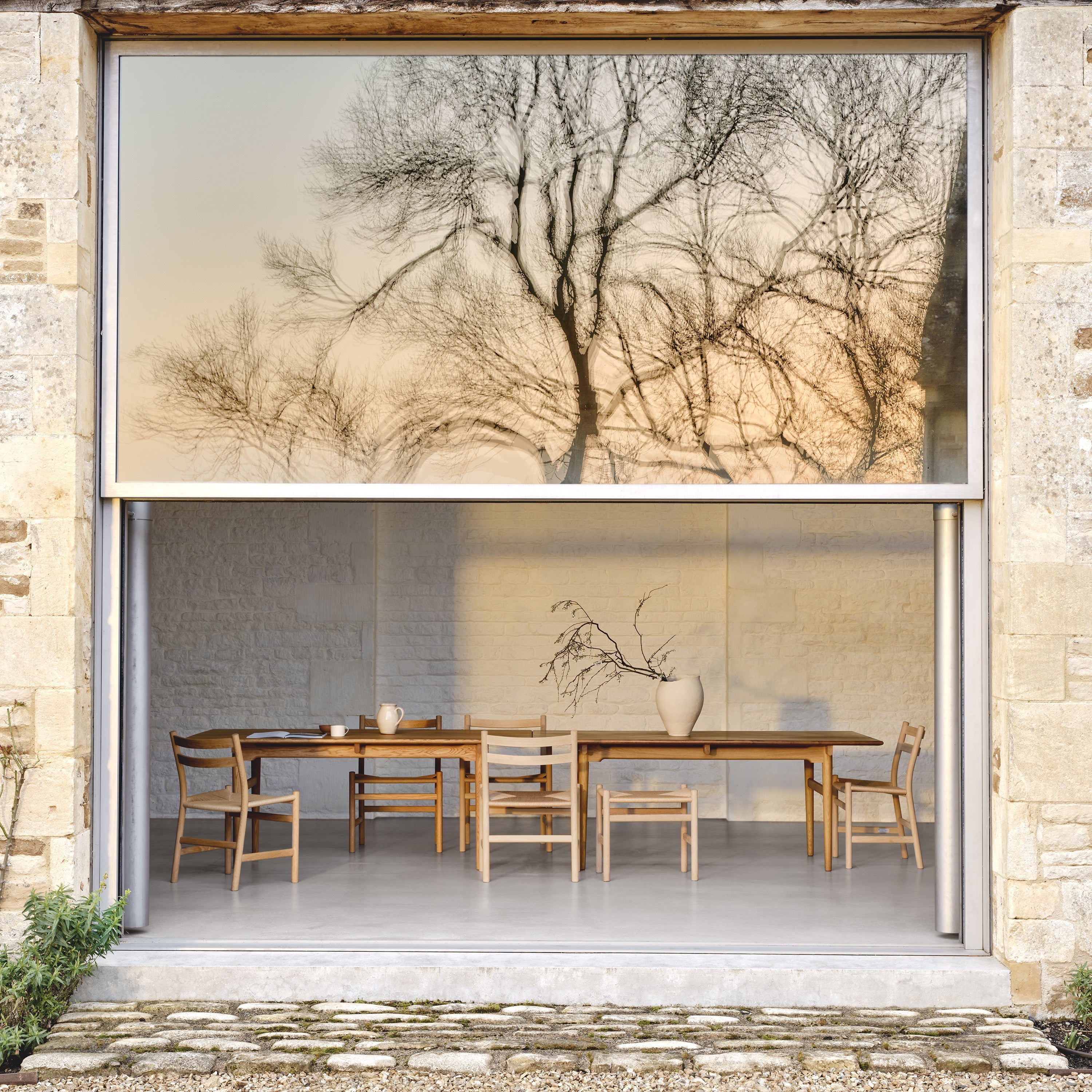 CH327 Dining Table