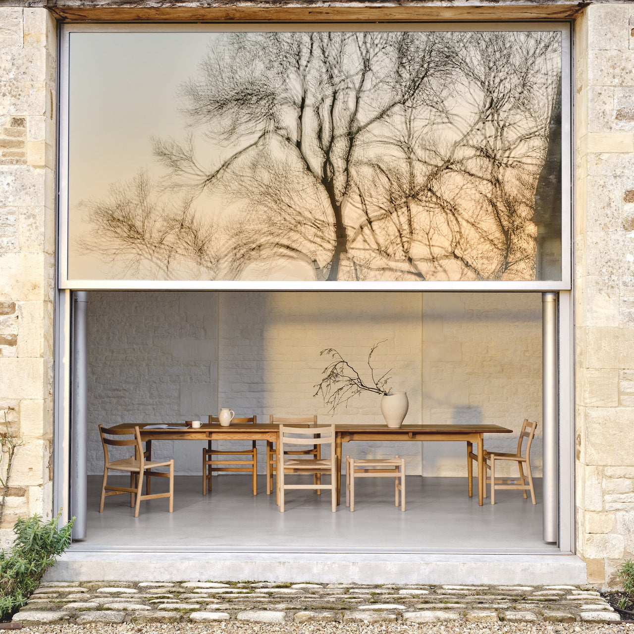 CH327 Dining Table