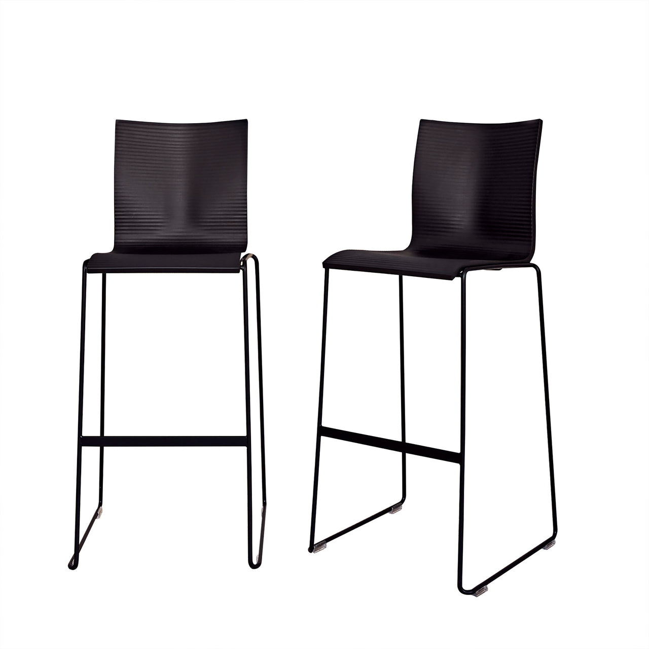 Chairik 117 Bar Chair: Sled Base