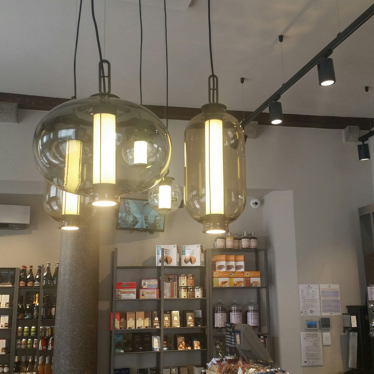 Bai T Ba Ba Pendant Lamp
