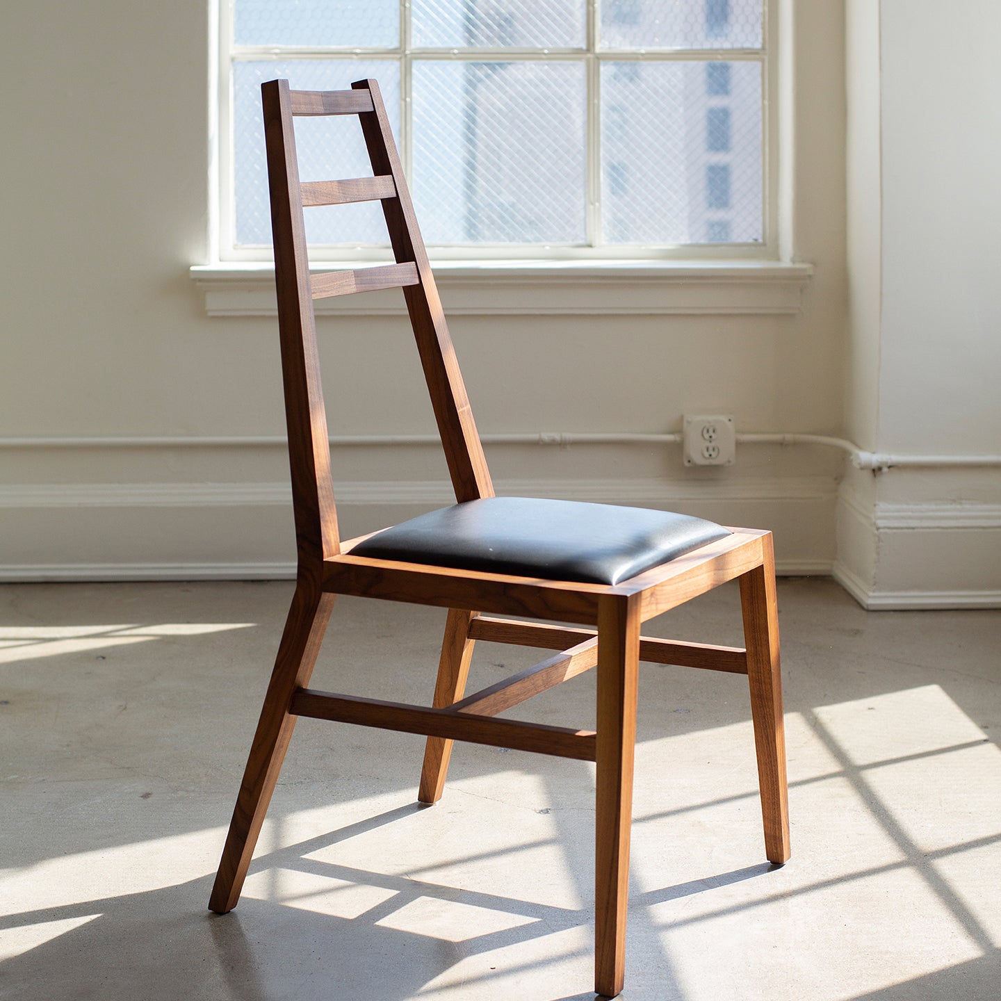 Bas Chair