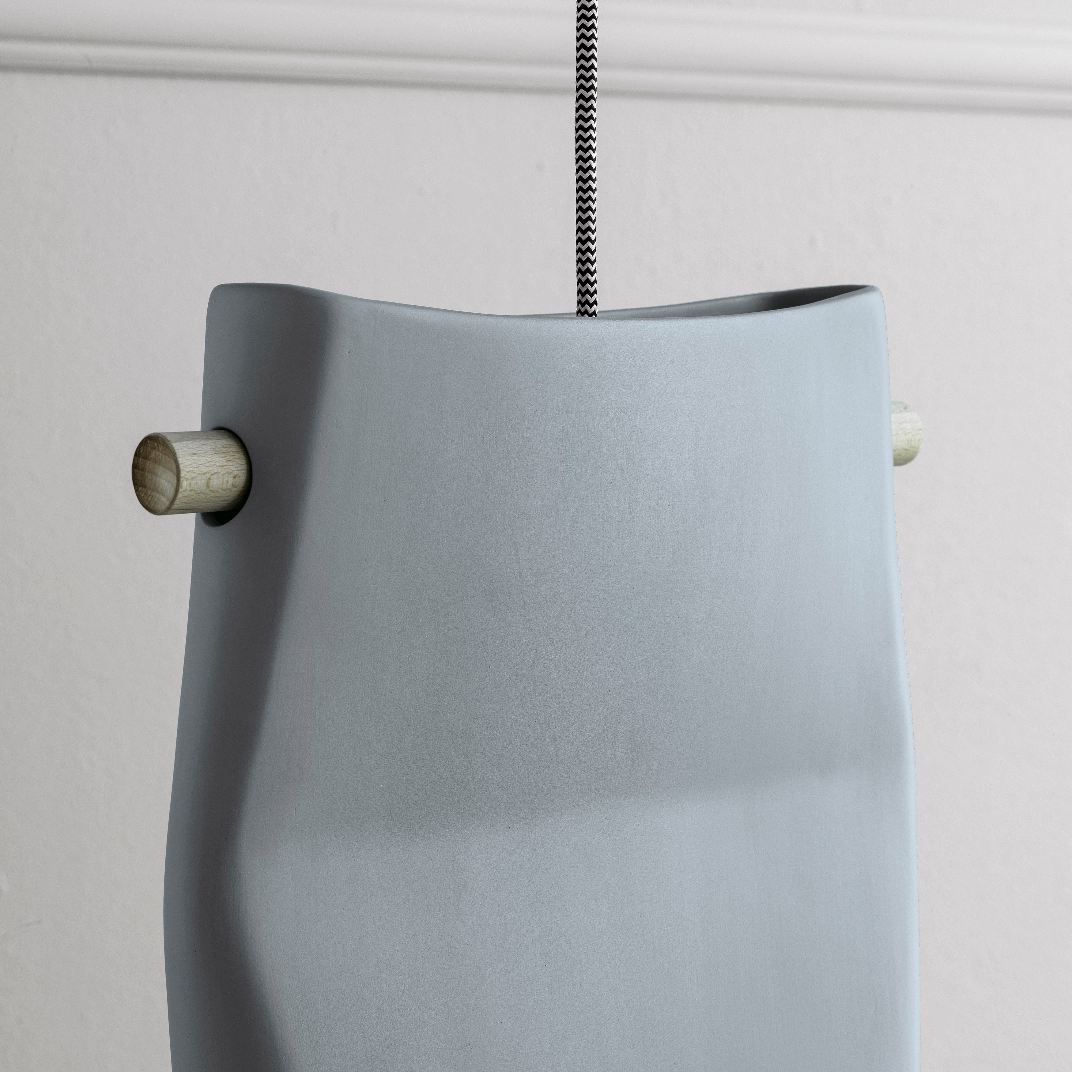 Dent Suspension Light