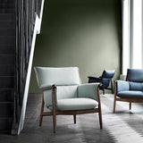 E015 Embrace Lounge Chair: White Edging Strip