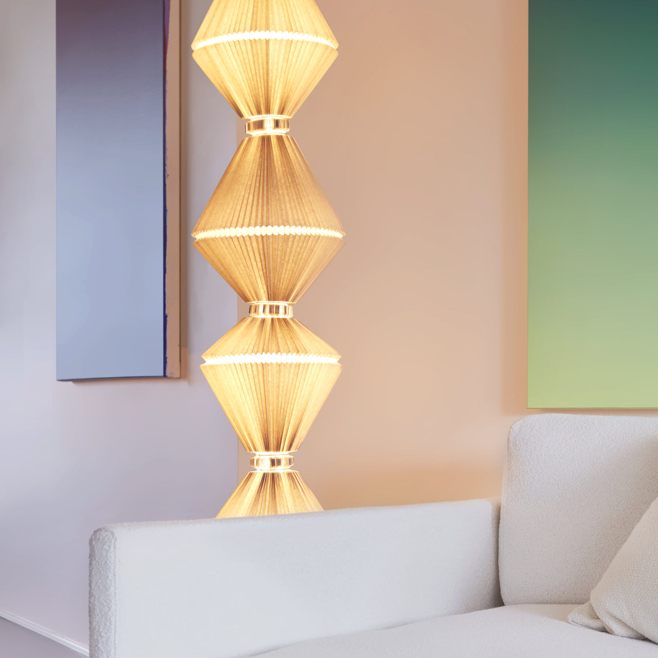 Oïphorique Floor Lamp: Still