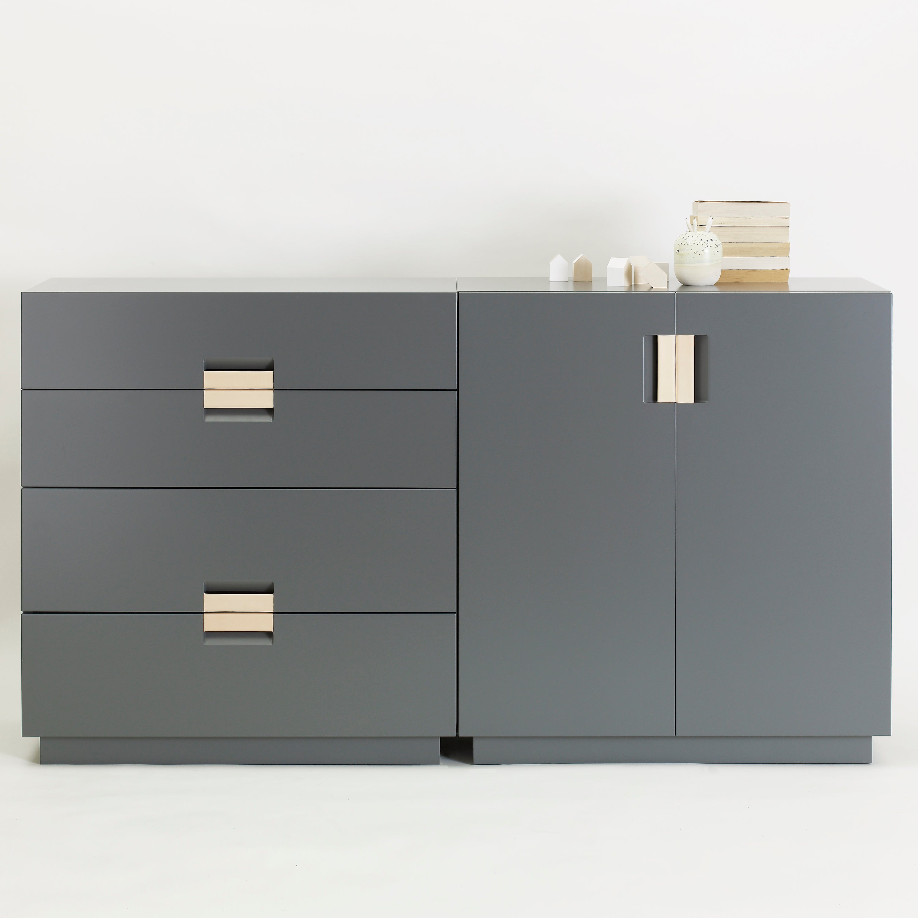 Frame Drawer Medium