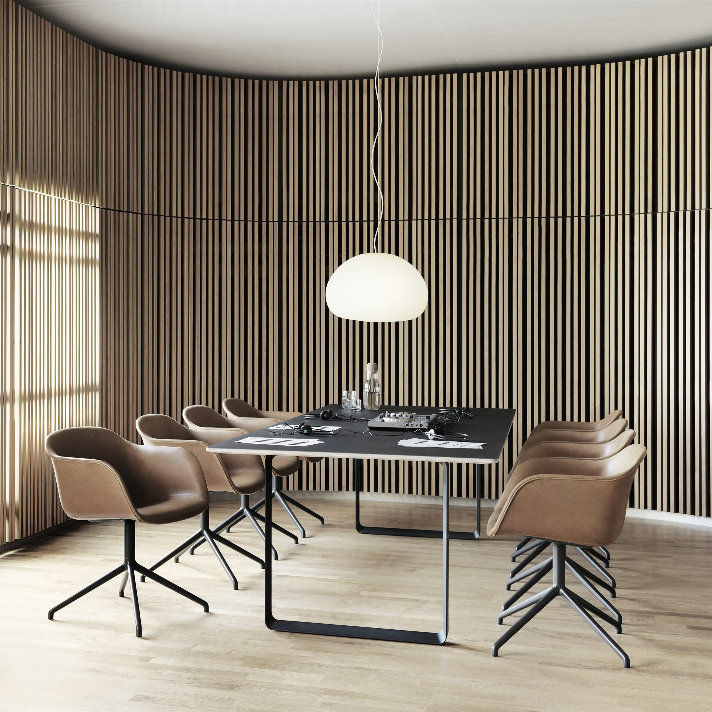 Fluid Pendant Light: LS