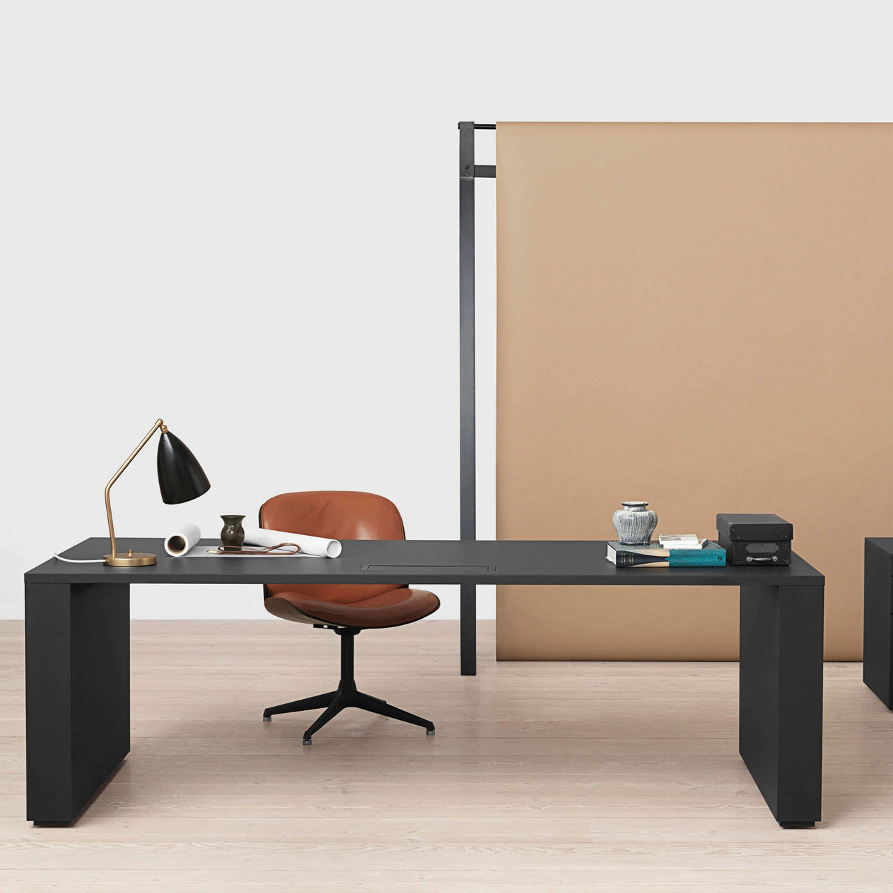 Gräshoppa Table Lamp: LS