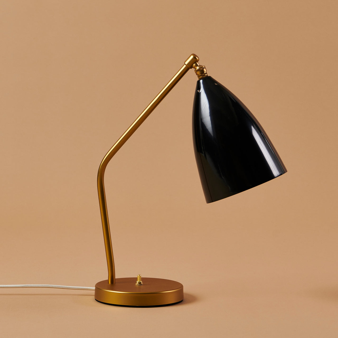 Gräshoppa Table Lamp: LS