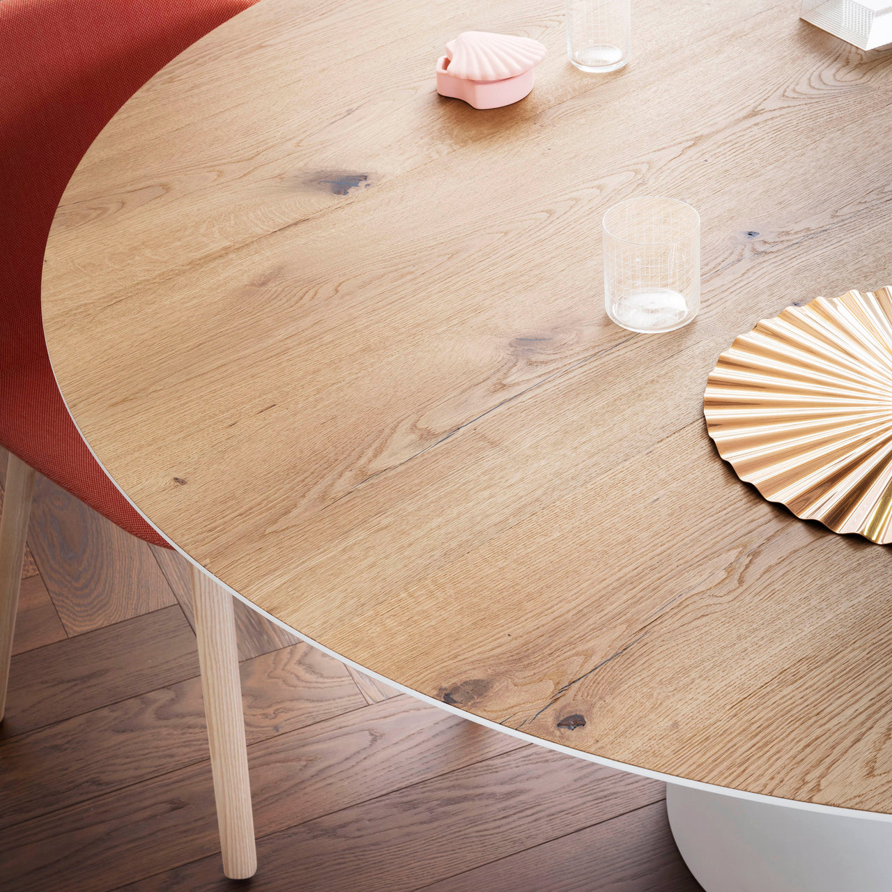 Illo Dining Table: Small