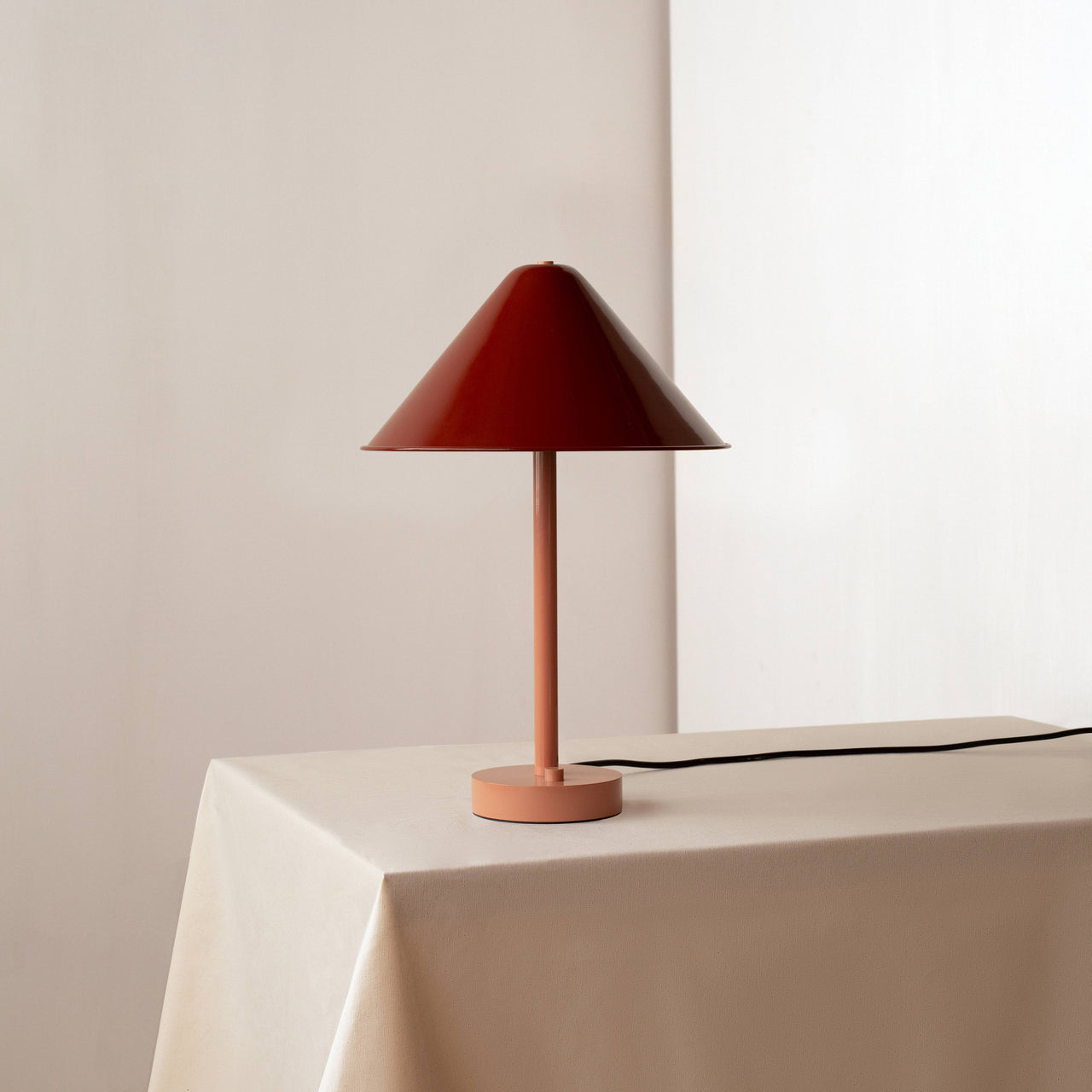 Eave Table Lamp