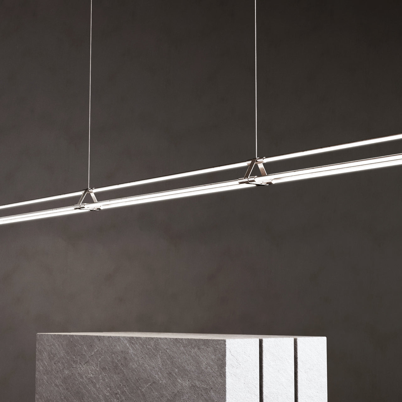 Thin Multiples Suspension Light: Triad