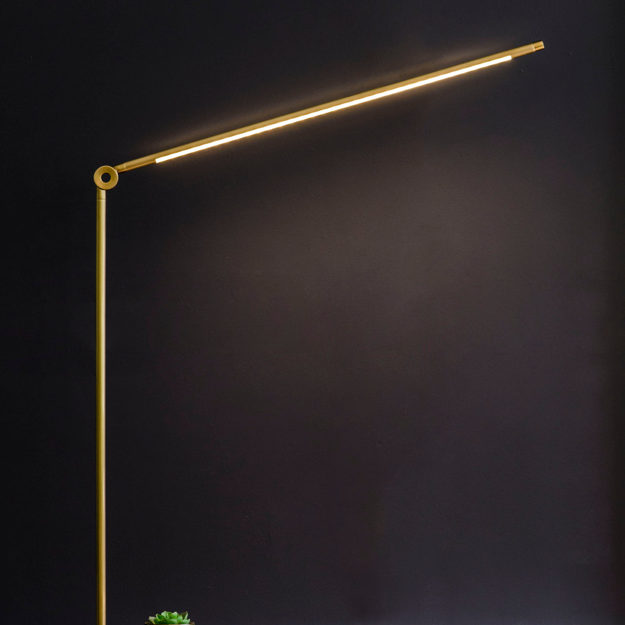 Thin Task Lamp