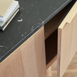 Jut Cabinet: DI