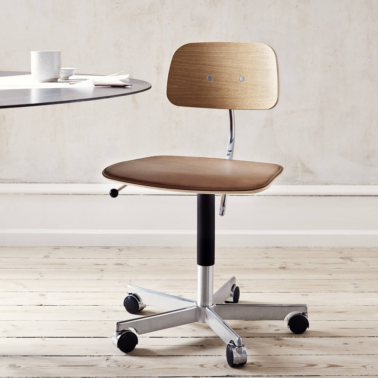 Kevi 2533 Chair: Size A + Seat Upholstered