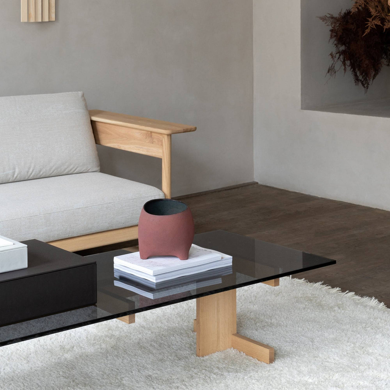 Kinuta Coffee Table: Glass A-CT01 + LS