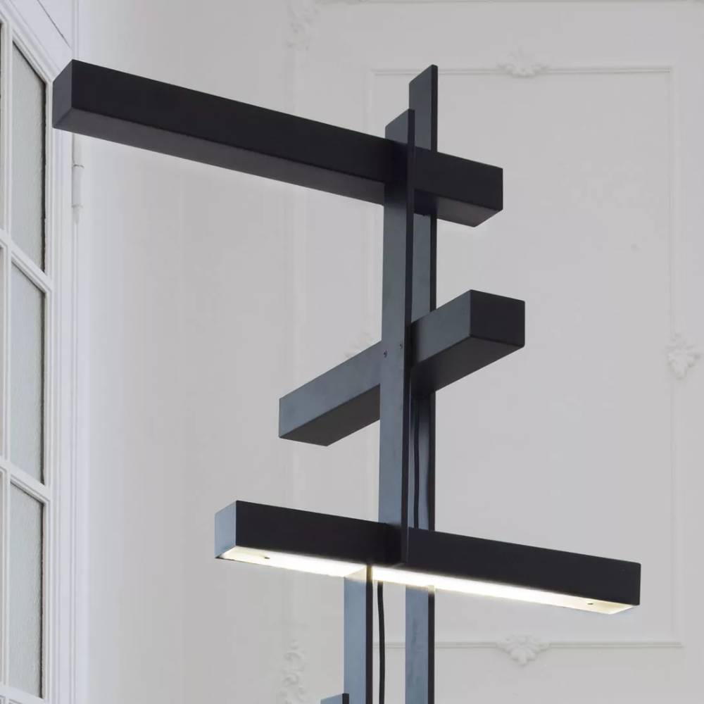 Las Floor Lamp