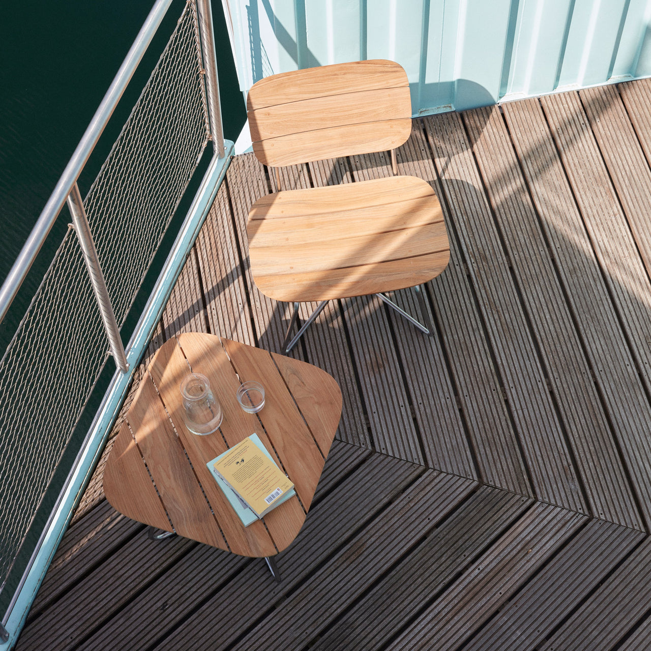 Lilium Lounge Table: LS