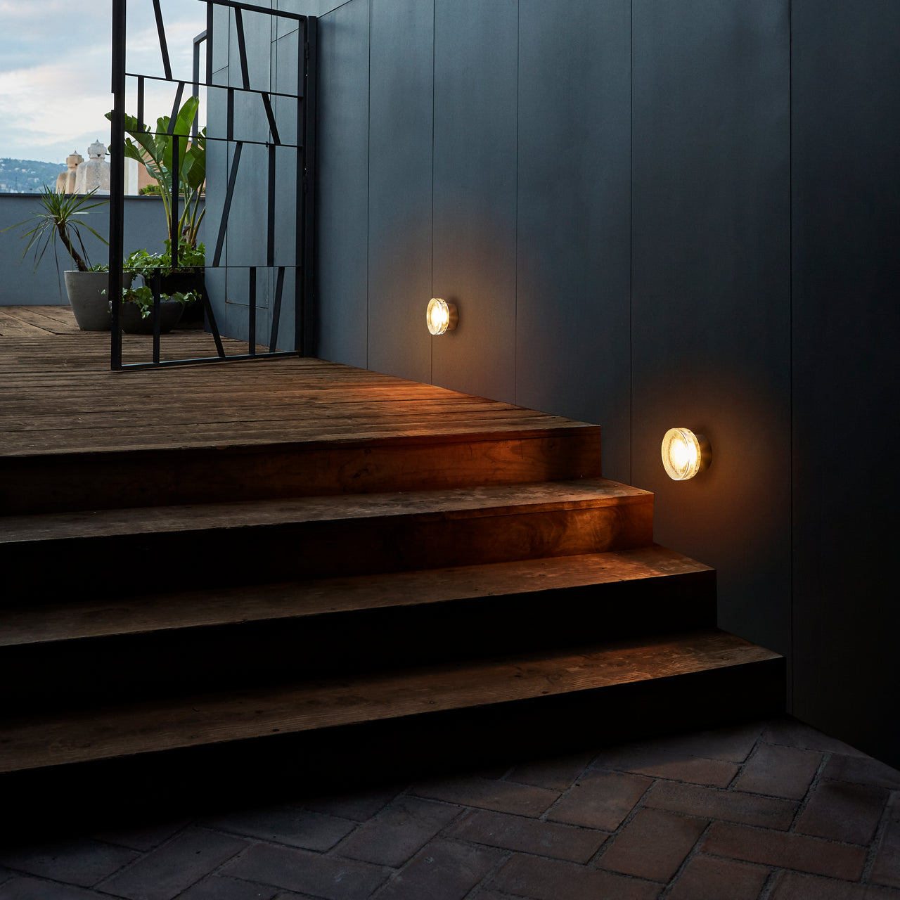 ROC Outdoor Wall Light