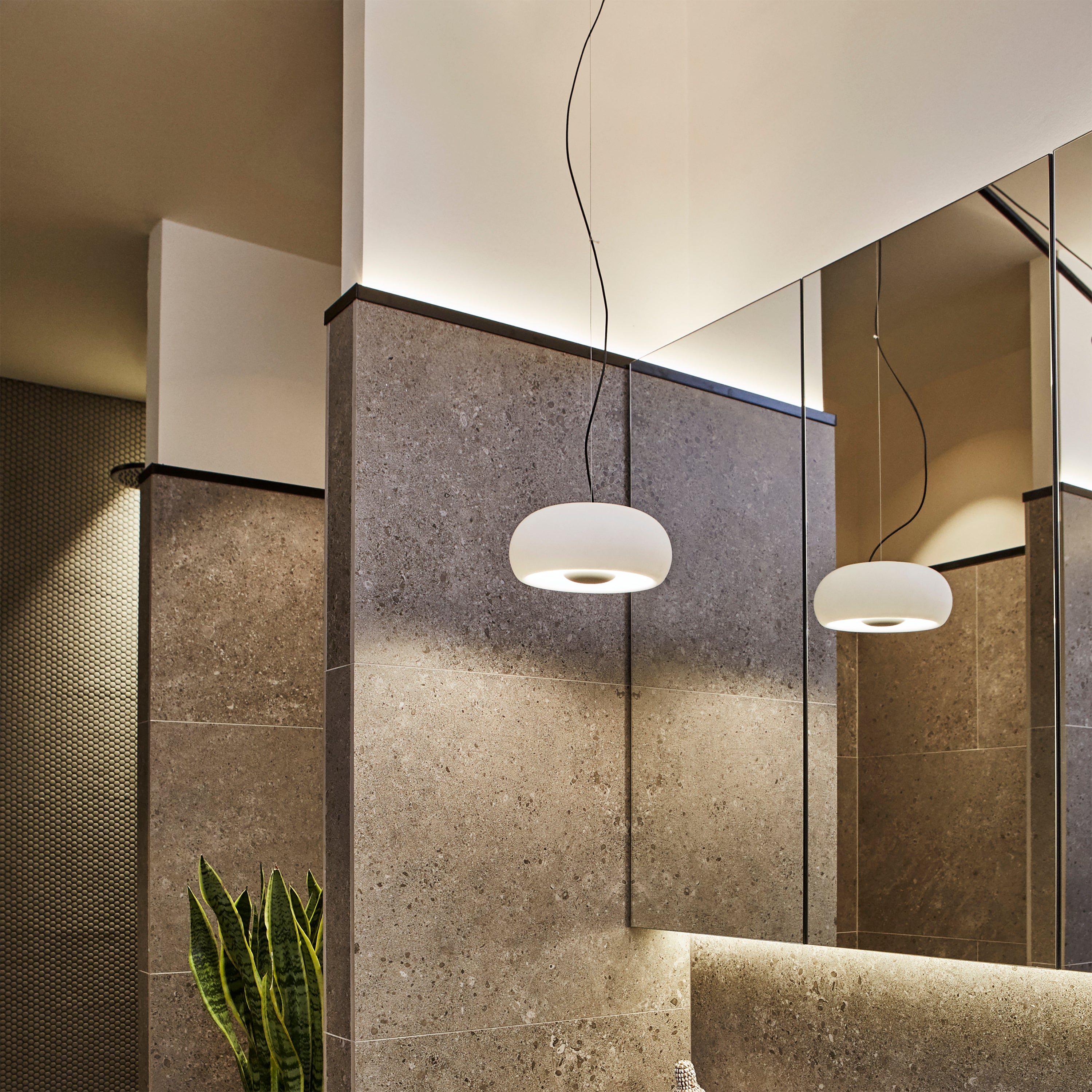 Vetra Pendant Light