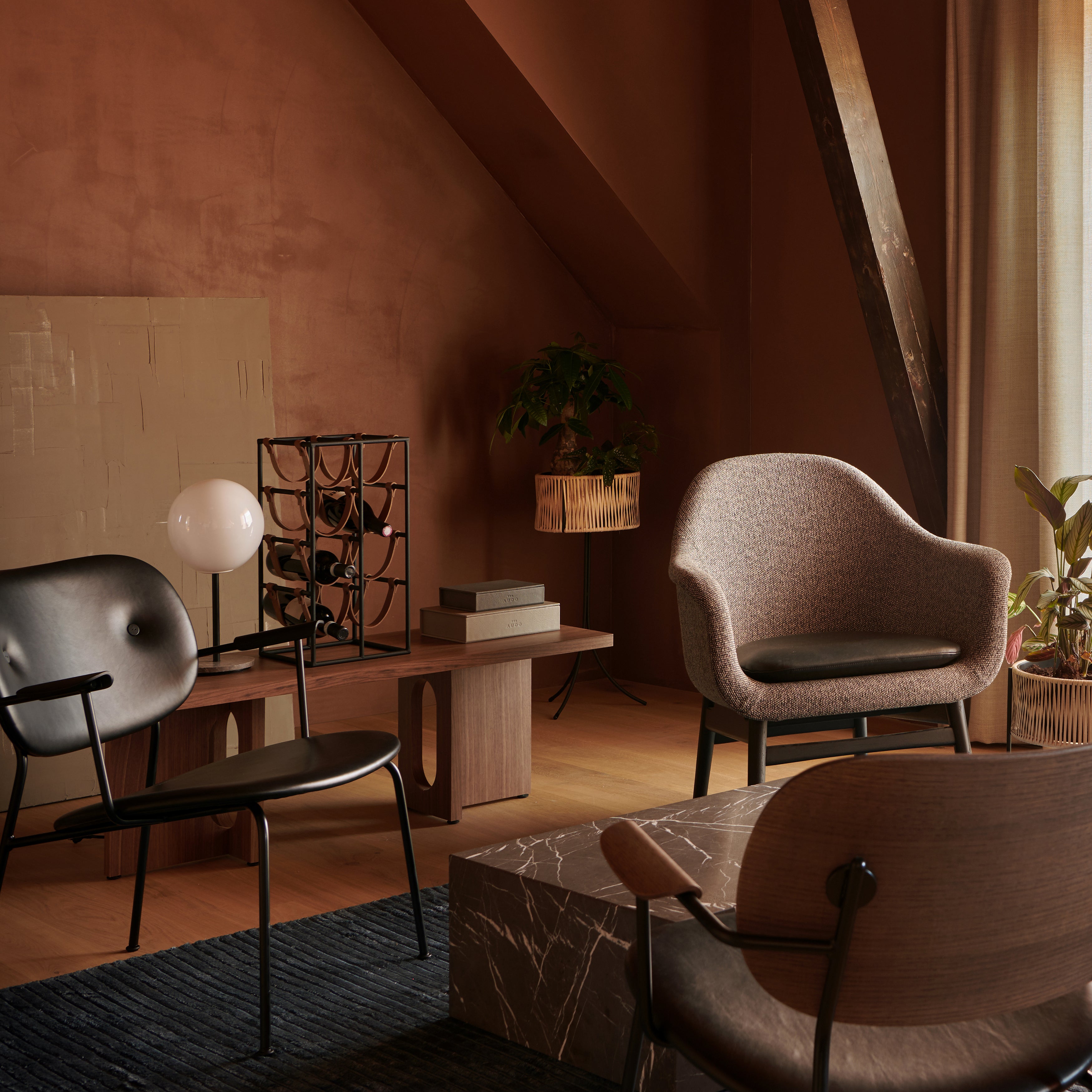 TR Bulb Table Lamp: Quick Ship