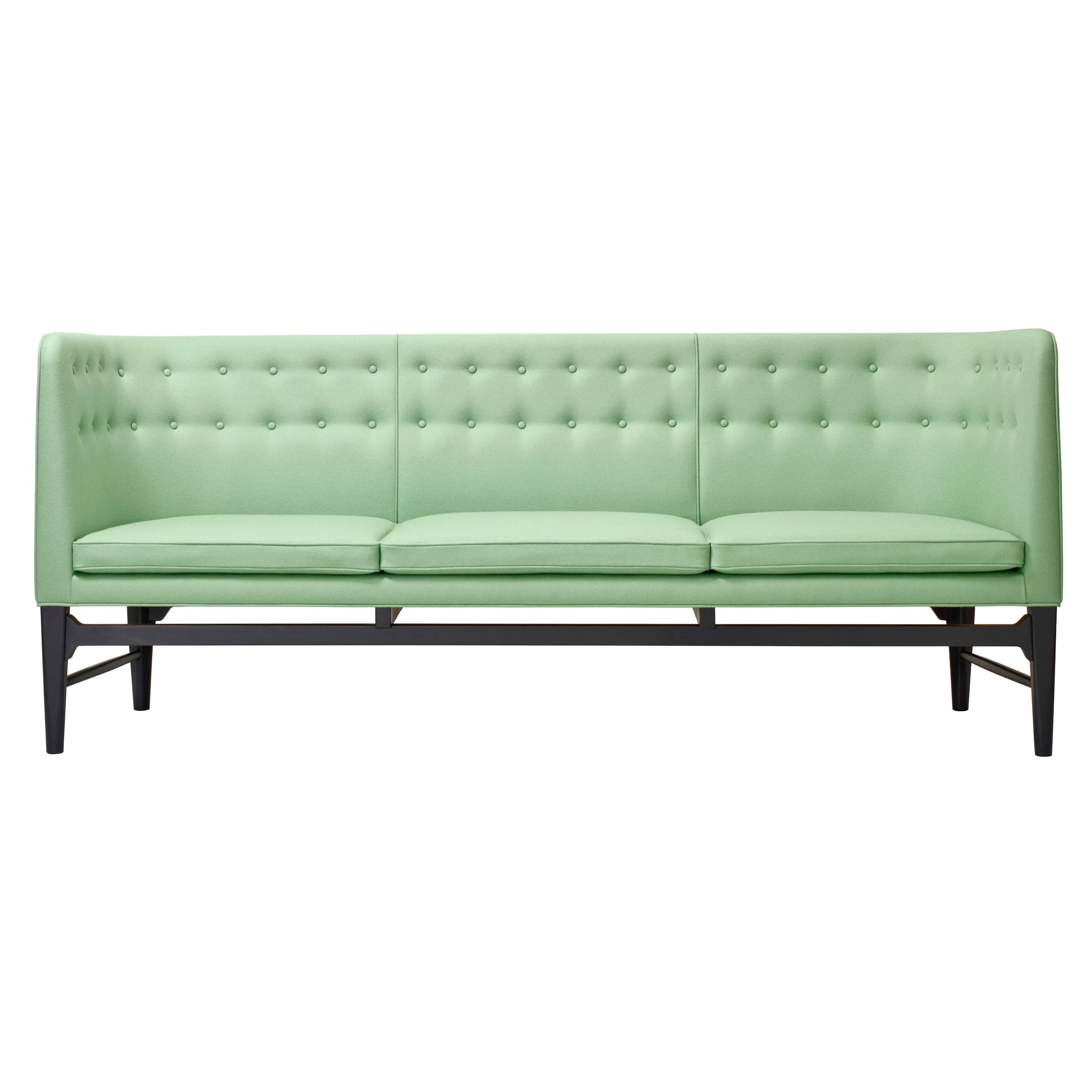 Mayor Sofa: AJ5 + Black Lacquered Oak