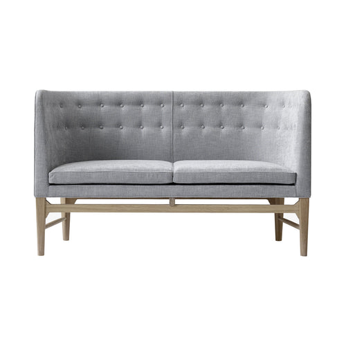 Mayor Sofa: AJ6 + White Oiled Oak